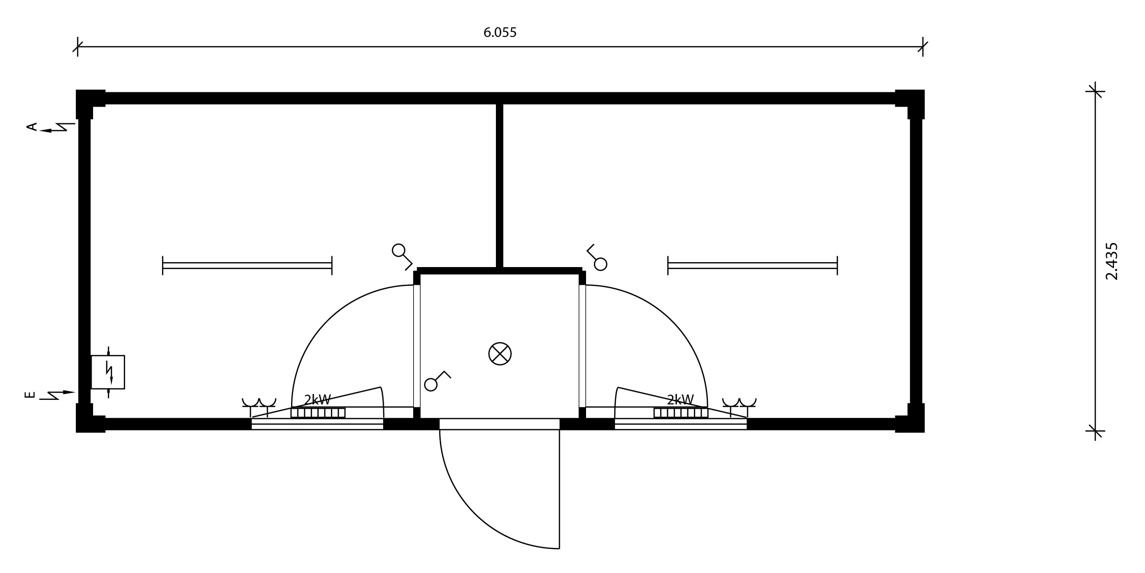 Grundriss des Bürocontainers RAU-004 mit Windfang, zwei Räumen, zwei Fenstern und Außentür.