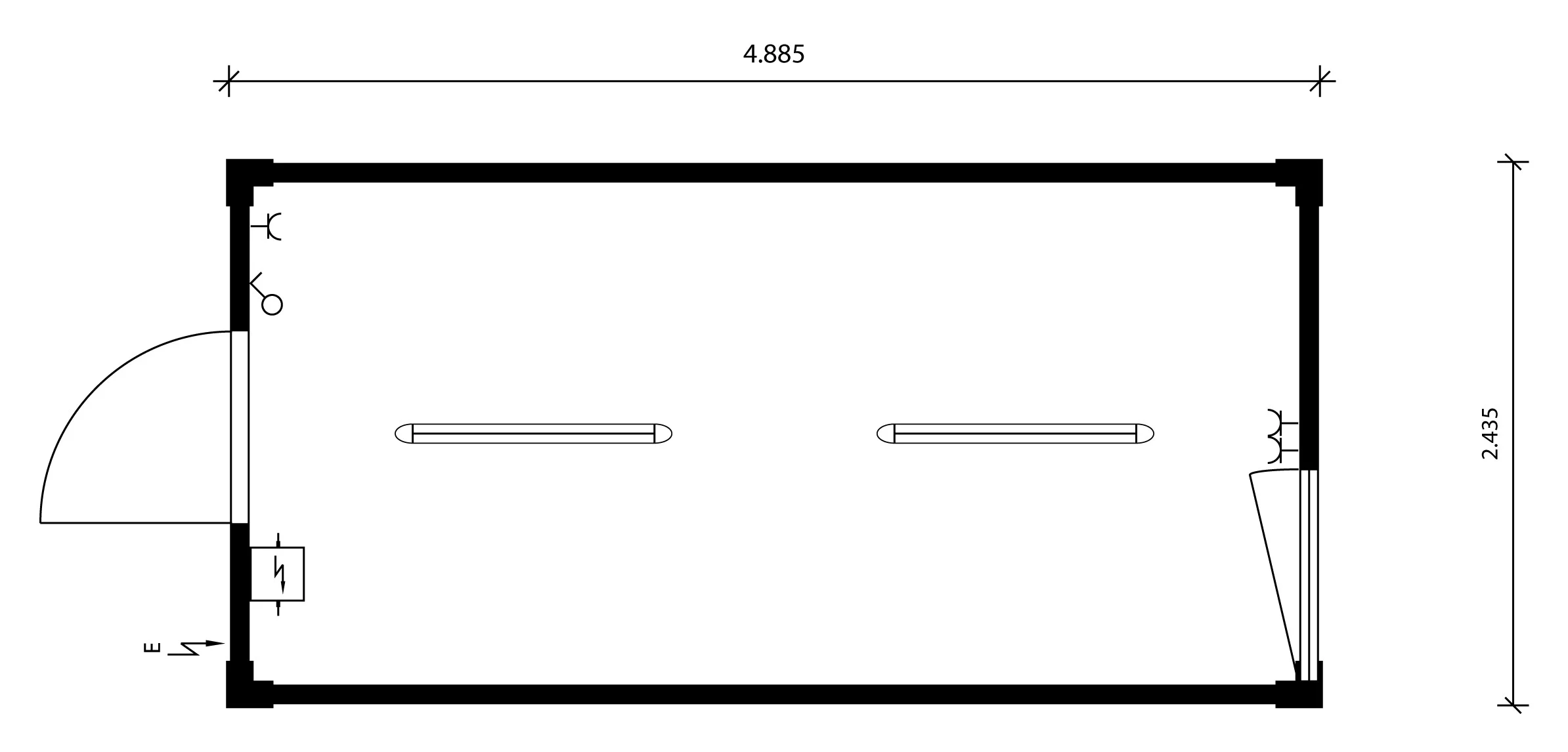 Grundriss von RAU-030 mit Außenmaßen 4.885 × 2.435 mm, Tür und Fenster an den Stirnseiten.